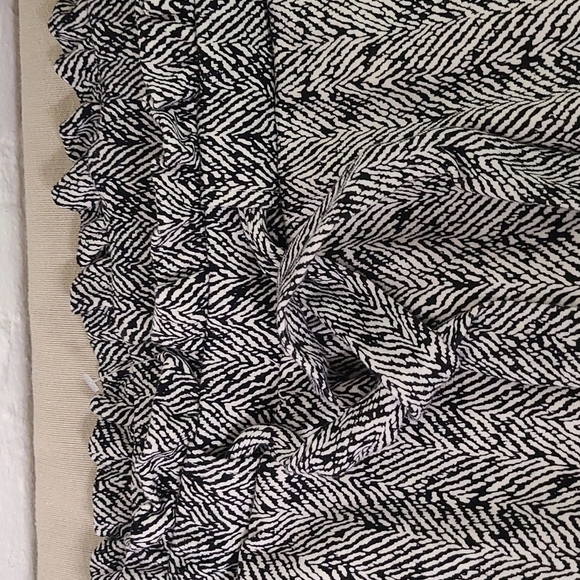 TORRID High Waisted Knit Pants Size 1X Black and White - Picture 3 of 7